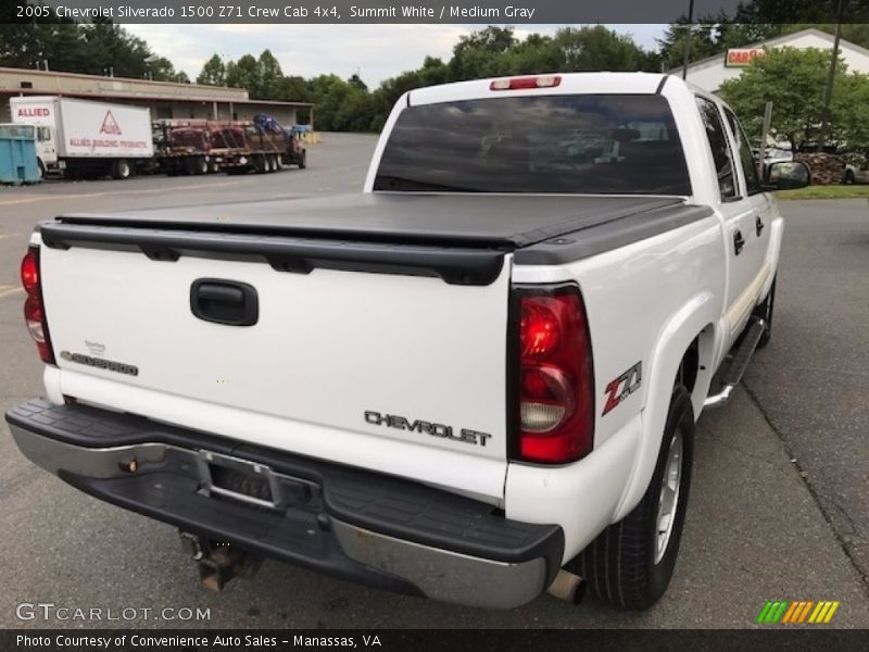 Summit White / Medium Gray 2005 Chevrolet Silverado 1500 Z71 Crew Cab 4x4
