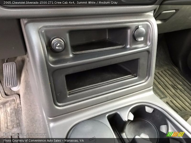 Summit White / Medium Gray 2005 Chevrolet Silverado 1500 Z71 Crew Cab 4x4