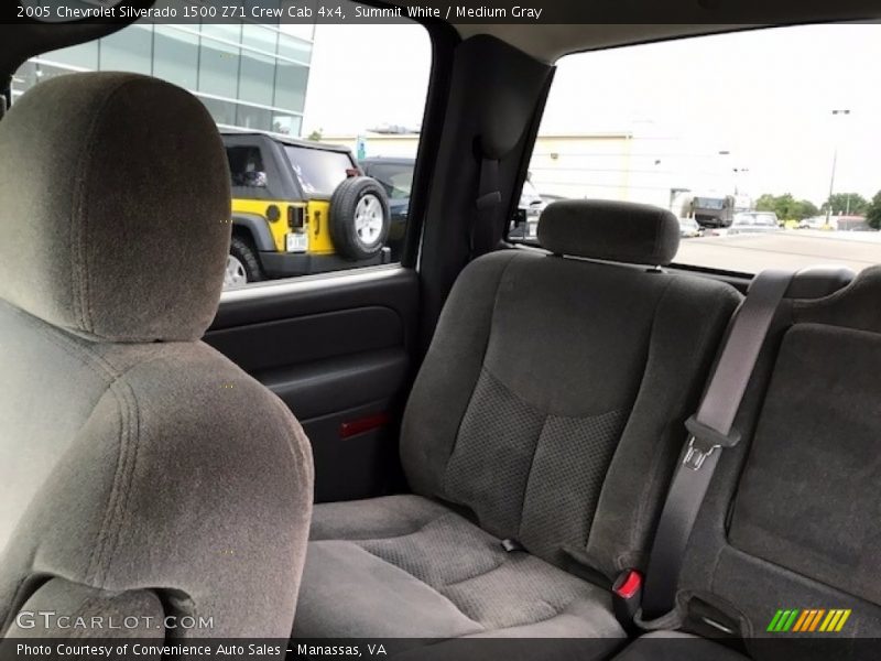 Summit White / Medium Gray 2005 Chevrolet Silverado 1500 Z71 Crew Cab 4x4