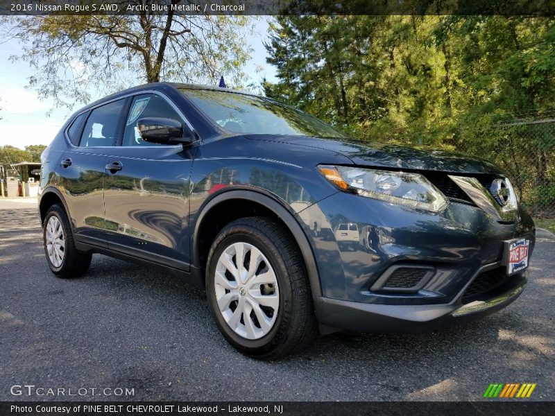 Arctic Blue Metallic / Charcoal 2016 Nissan Rogue S AWD