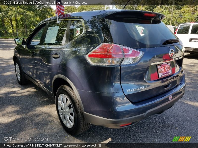 Arctic Blue Metallic / Charcoal 2016 Nissan Rogue S AWD