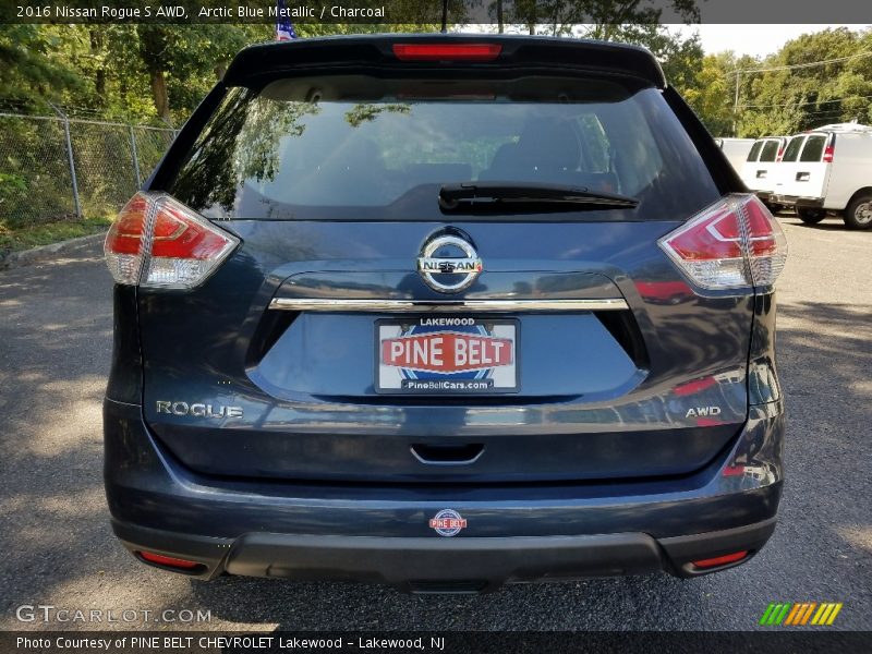 Arctic Blue Metallic / Charcoal 2016 Nissan Rogue S AWD