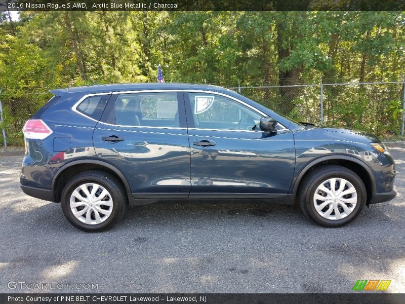 Arctic Blue Metallic / Charcoal 2016 Nissan Rogue S AWD