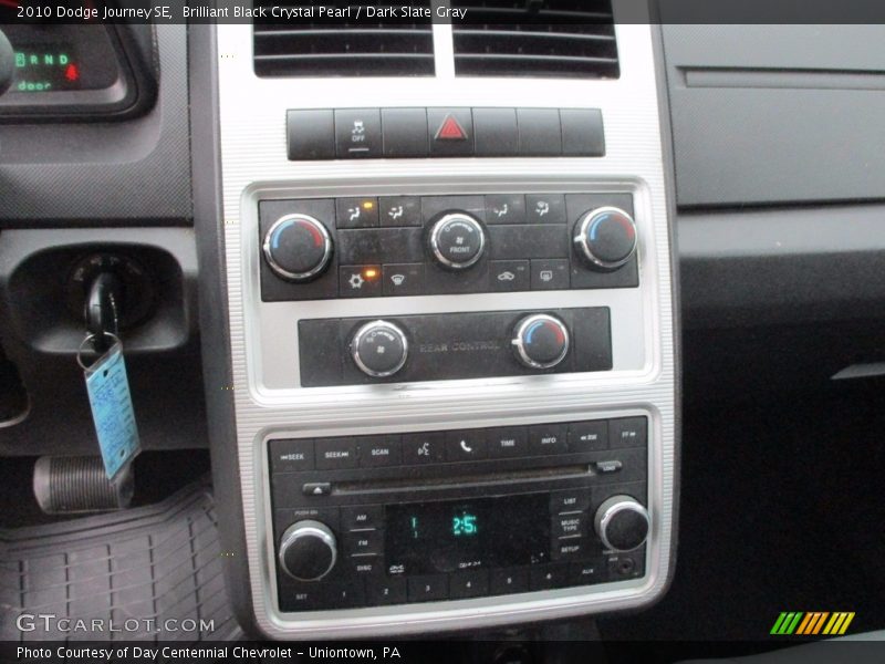 Brilliant Black Crystal Pearl / Dark Slate Gray 2010 Dodge Journey SE