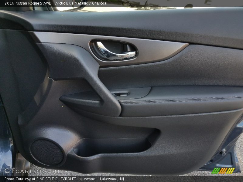 Arctic Blue Metallic / Charcoal 2016 Nissan Rogue S AWD
