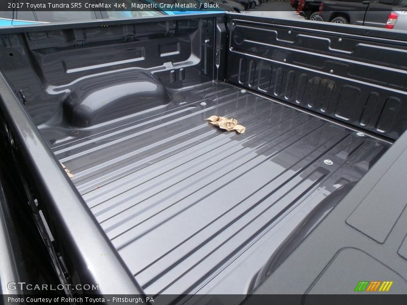 Magnetic Gray Metallic / Black 2017 Toyota Tundra SR5 CrewMax 4x4