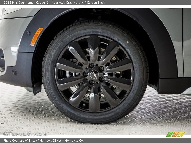 Moonwalk Gray Metallic / Carbon Black 2018 Mini Countryman Cooper S