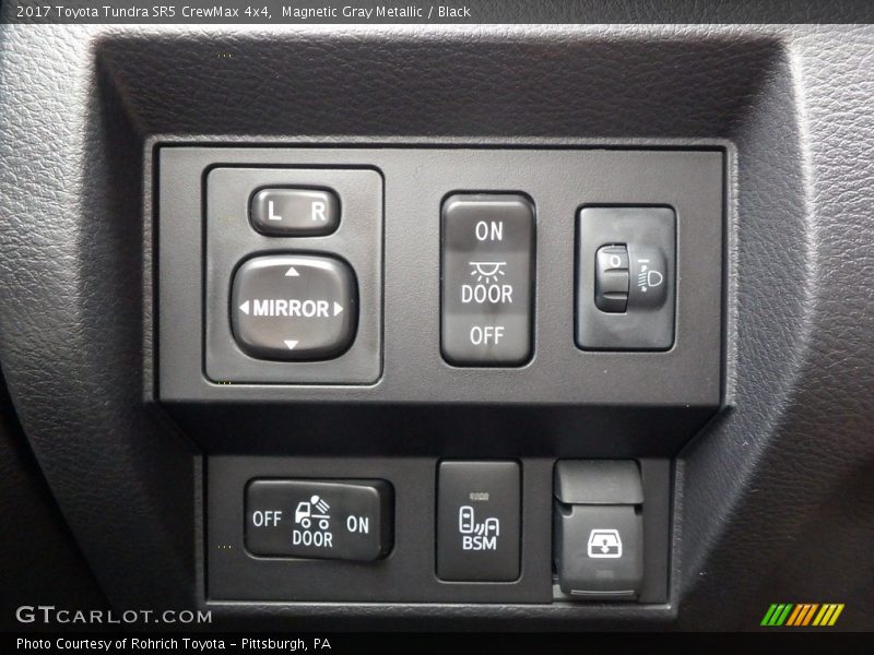 Magnetic Gray Metallic / Black 2017 Toyota Tundra SR5 CrewMax 4x4