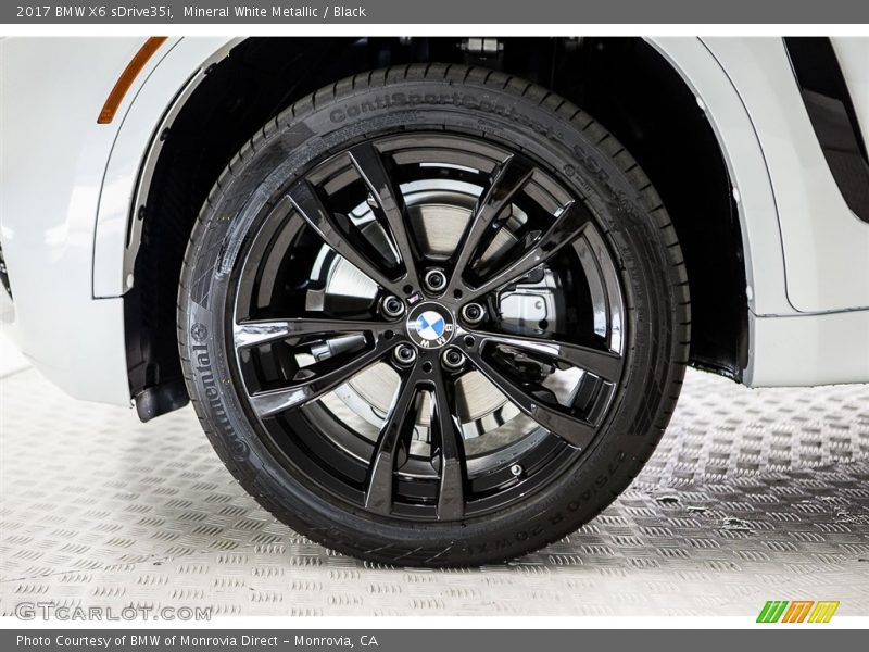 Mineral White Metallic / Black 2017 BMW X6 sDrive35i