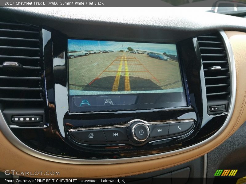 Summit White / Jet Black 2017 Chevrolet Trax LT AWD