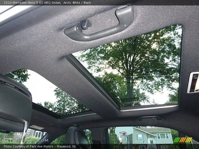 Arctic White / Black 2010 Mercedes-Benz E 63 AMG Sedan