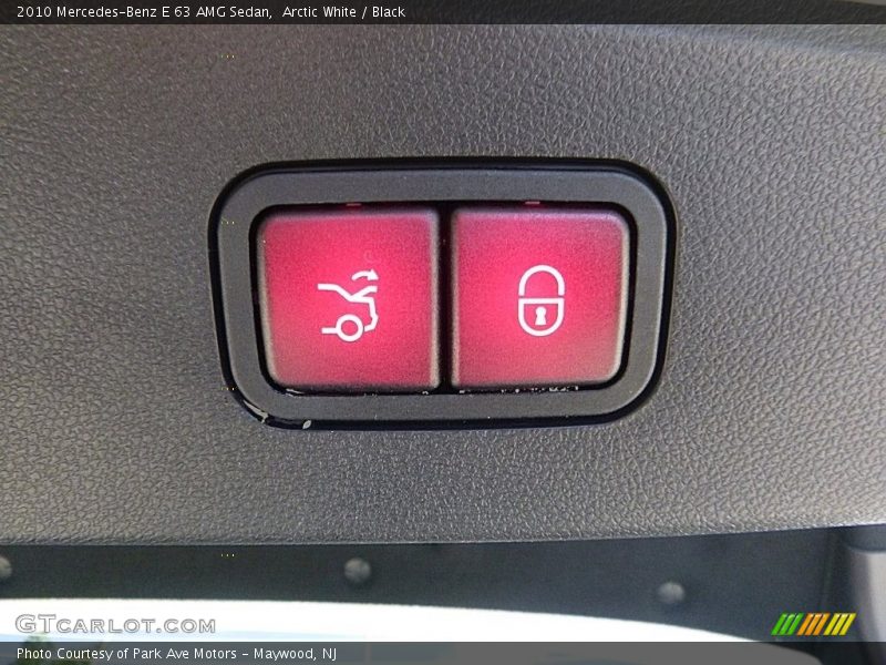 Arctic White / Black 2010 Mercedes-Benz E 63 AMG Sedan