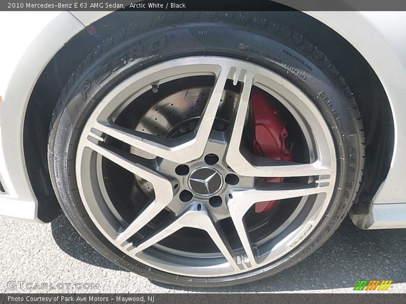 Arctic White / Black 2010 Mercedes-Benz E 63 AMG Sedan