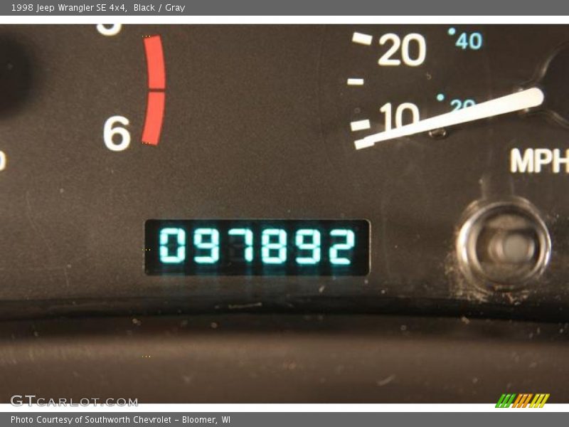 Black / Gray 1998 Jeep Wrangler SE 4x4