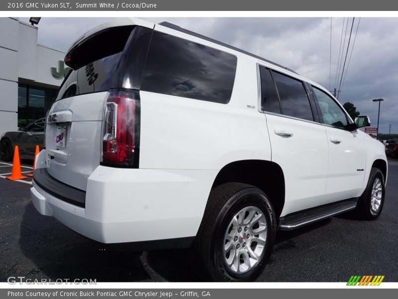 Summit White / Cocoa/Dune 2016 GMC Yukon SLT