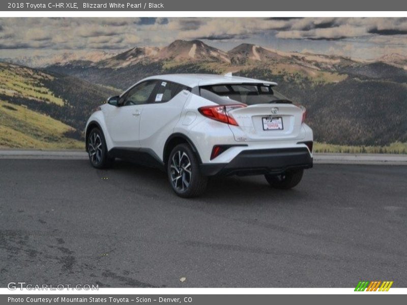 Blizzard White Pearl / Black 2018 Toyota C-HR XLE