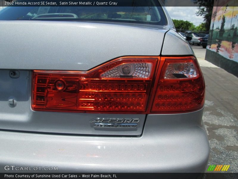 Satin Silver Metallic / Quartz Gray 2002 Honda Accord SE Sedan