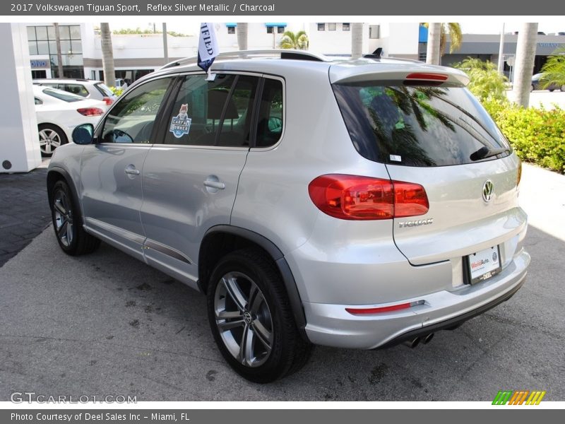 Reflex Silver Metallic / Charcoal 2017 Volkswagen Tiguan Sport