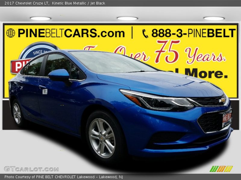 Kinetic Blue Metallic / Jet Black 2017 Chevrolet Cruze LT