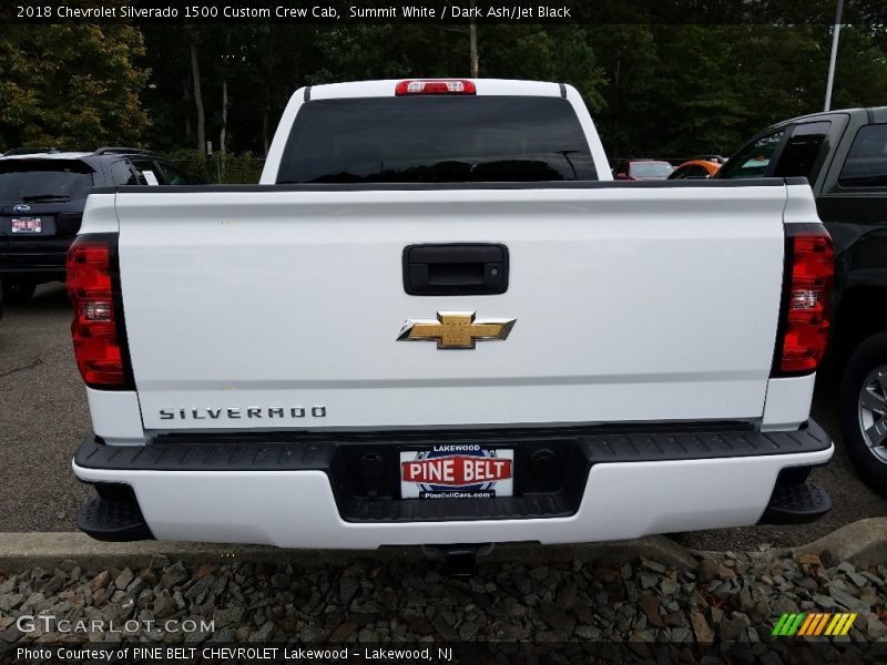 Summit White / Dark Ash/Jet Black 2018 Chevrolet Silverado 1500 Custom Crew Cab