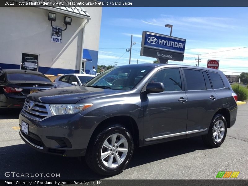 Magnetic Gray Metallic / Sand Beige 2012 Toyota Highlander V6 4WD