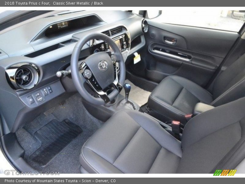 Classic Silver Metallic / Black 2018 Toyota Prius c Four