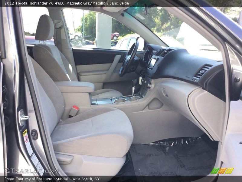 Magnetic Gray Metallic / Sand Beige 2012 Toyota Highlander V6 4WD