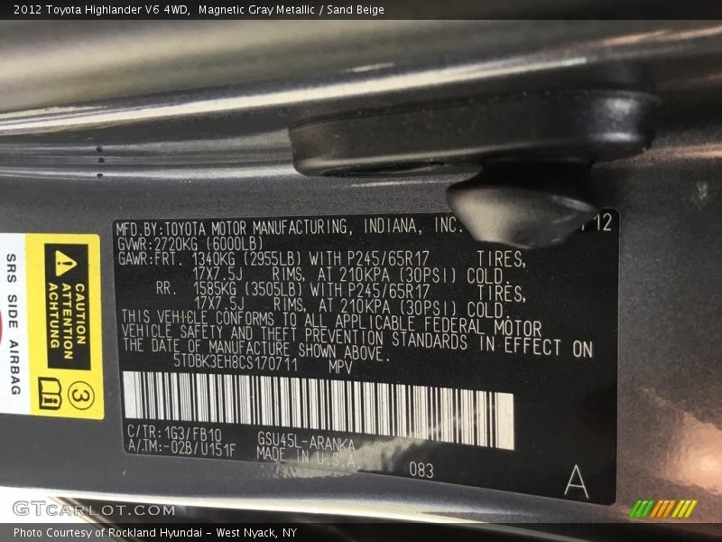 Magnetic Gray Metallic / Sand Beige 2012 Toyota Highlander V6 4WD