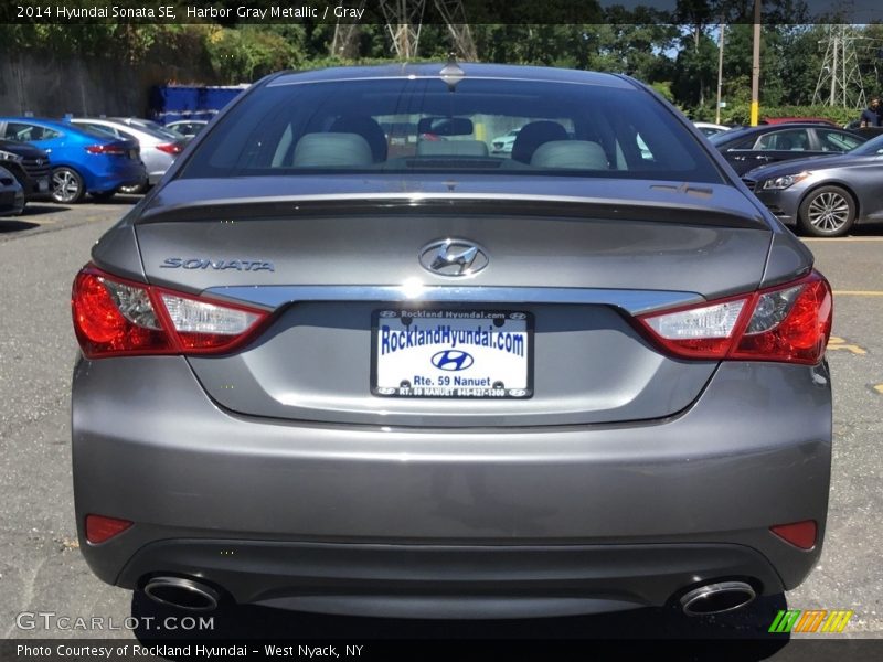 Harbor Gray Metallic / Gray 2014 Hyundai Sonata SE