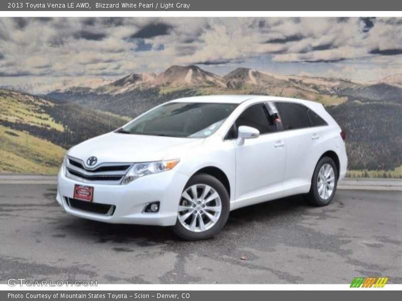 Blizzard White Pearl / Light Gray 2013 Toyota Venza LE AWD