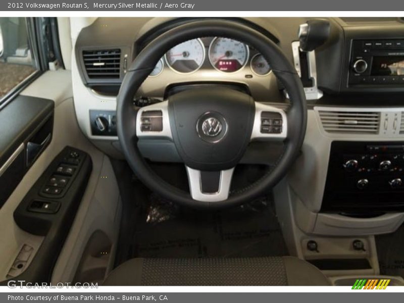 Mercury Silver Metallic / Aero Gray 2012 Volkswagen Routan S