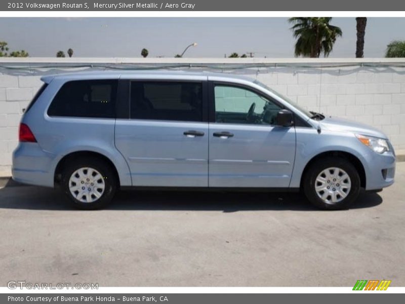 Mercury Silver Metallic / Aero Gray 2012 Volkswagen Routan S