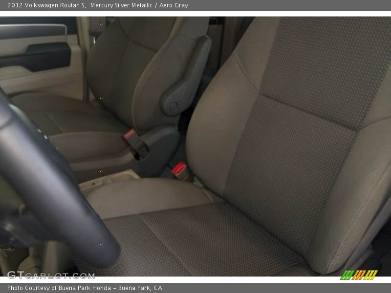 Mercury Silver Metallic / Aero Gray 2012 Volkswagen Routan S