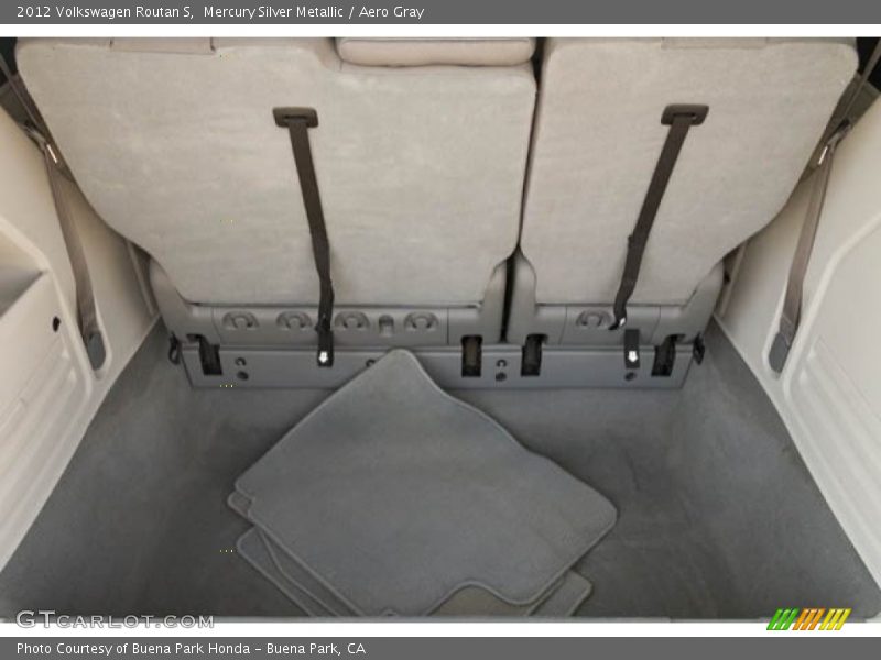 Mercury Silver Metallic / Aero Gray 2012 Volkswagen Routan S