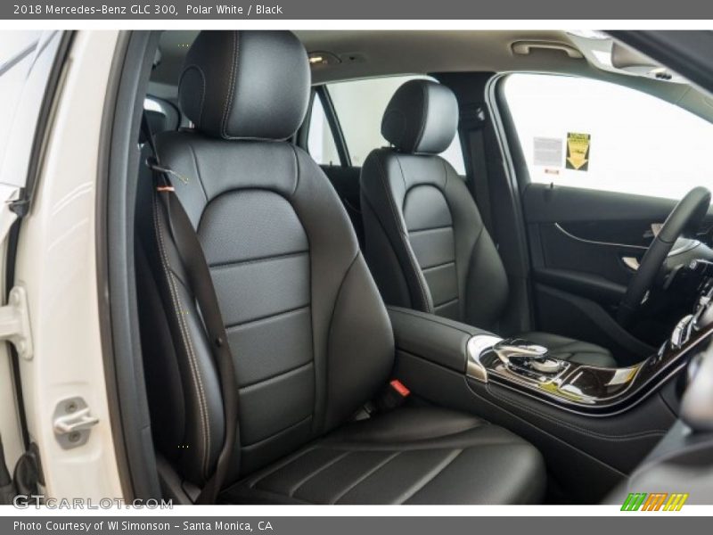 Polar White / Black 2018 Mercedes-Benz GLC 300