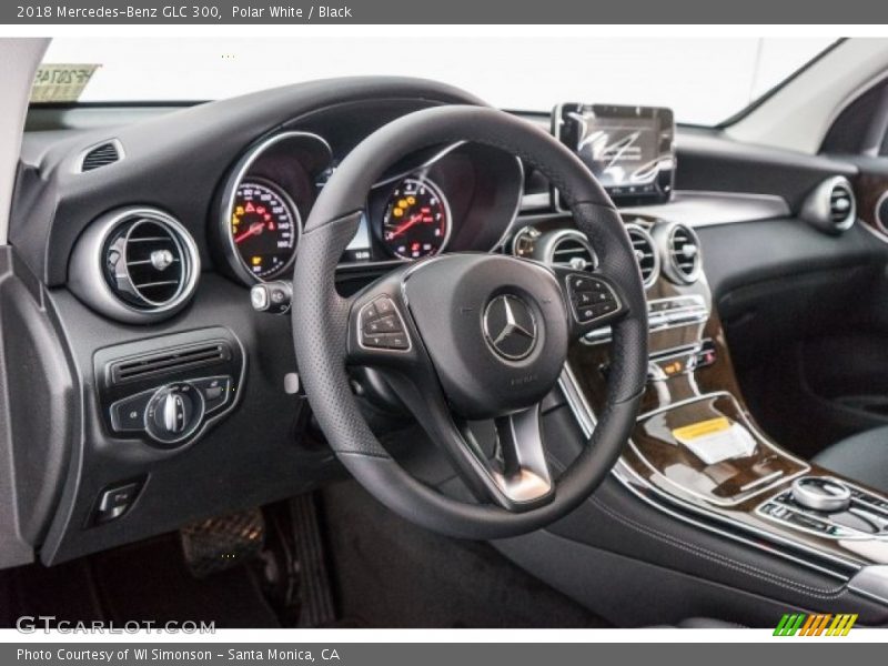 Polar White / Black 2018 Mercedes-Benz GLC 300