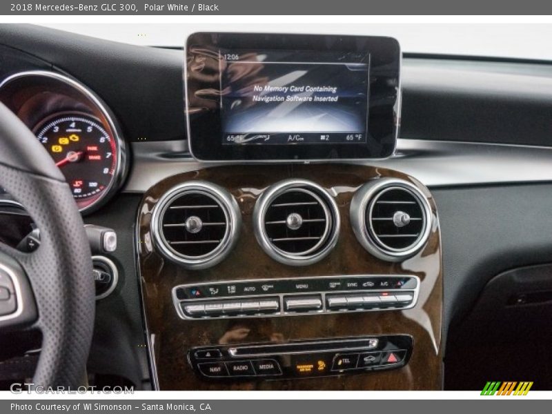 Polar White / Black 2018 Mercedes-Benz GLC 300