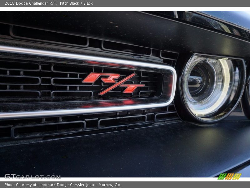 Pitch Black / Black 2018 Dodge Challenger R/T