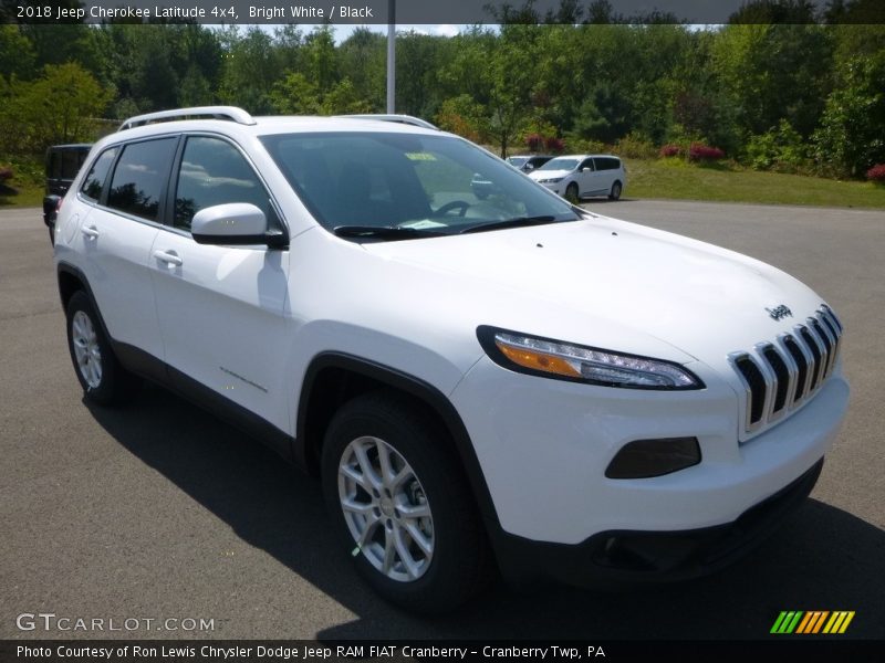 Bright White / Black 2018 Jeep Cherokee Latitude 4x4