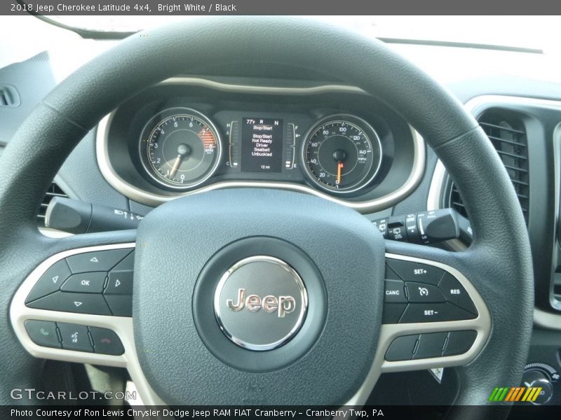 Bright White / Black 2018 Jeep Cherokee Latitude 4x4