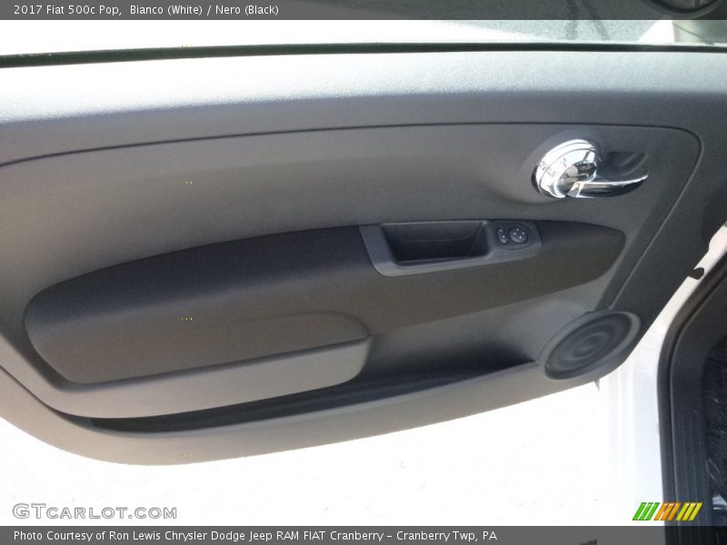 Bianco (White) / Nero (Black) 2017 Fiat 500c Pop