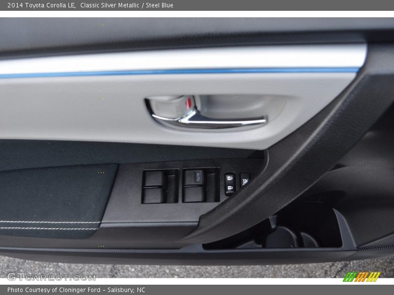 Classic Silver Metallic / Steel Blue 2014 Toyota Corolla LE