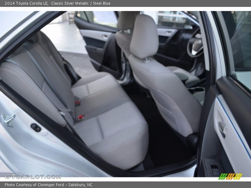 Classic Silver Metallic / Steel Blue 2014 Toyota Corolla LE