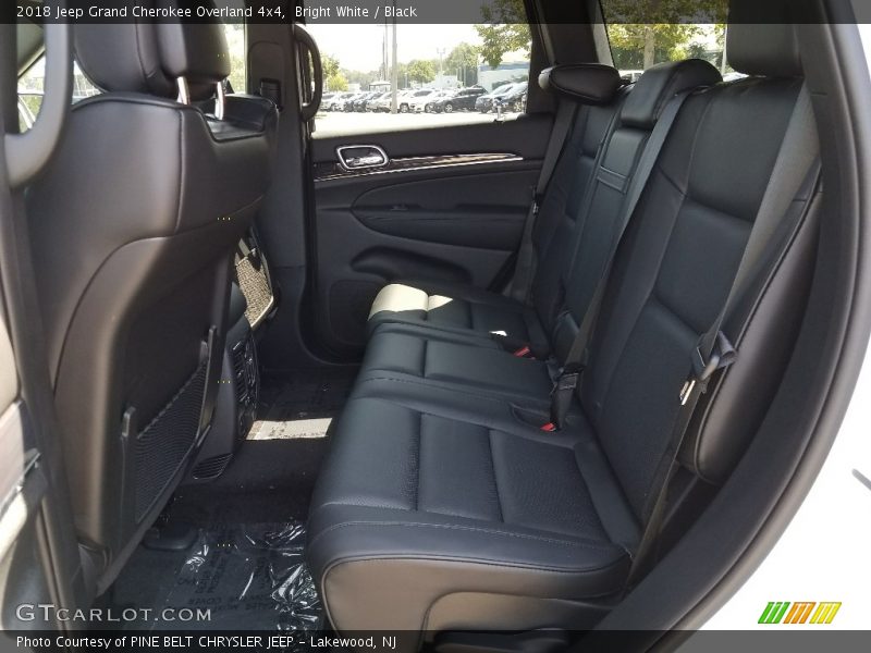 Bright White / Black 2018 Jeep Grand Cherokee Overland 4x4