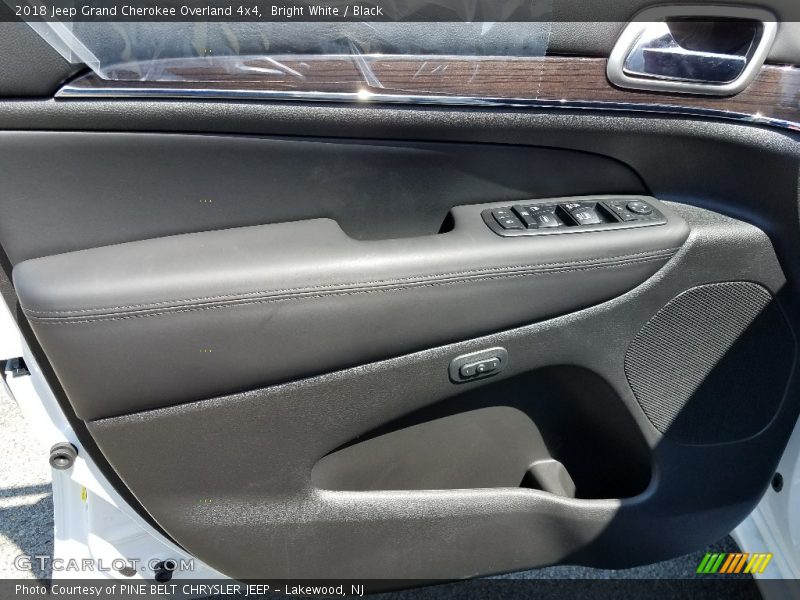 Bright White / Black 2018 Jeep Grand Cherokee Overland 4x4