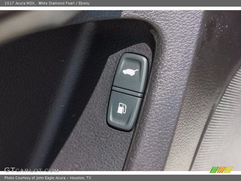 White Diamond Pearl / Ebony 2017 Acura MDX
