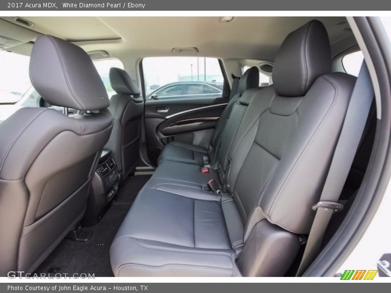 White Diamond Pearl / Ebony 2017 Acura MDX
