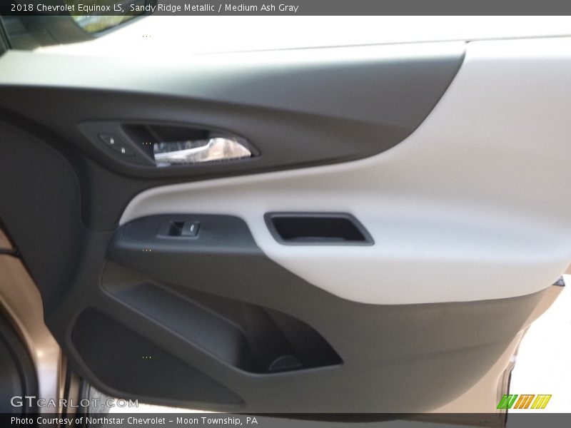 Sandy Ridge Metallic / Medium Ash Gray 2018 Chevrolet Equinox LS