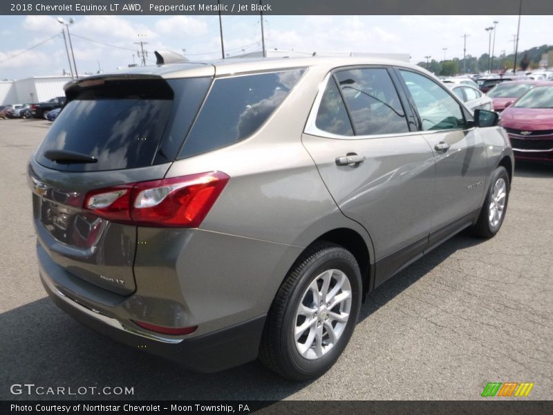 Pepperdust Metallic / Jet Black 2018 Chevrolet Equinox LT AWD