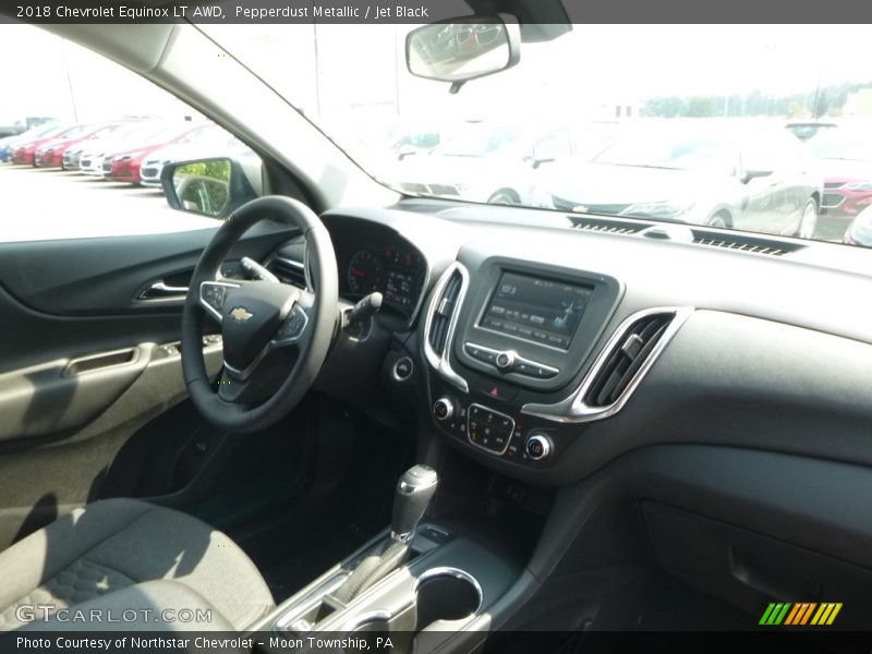Pepperdust Metallic / Jet Black 2018 Chevrolet Equinox LT AWD